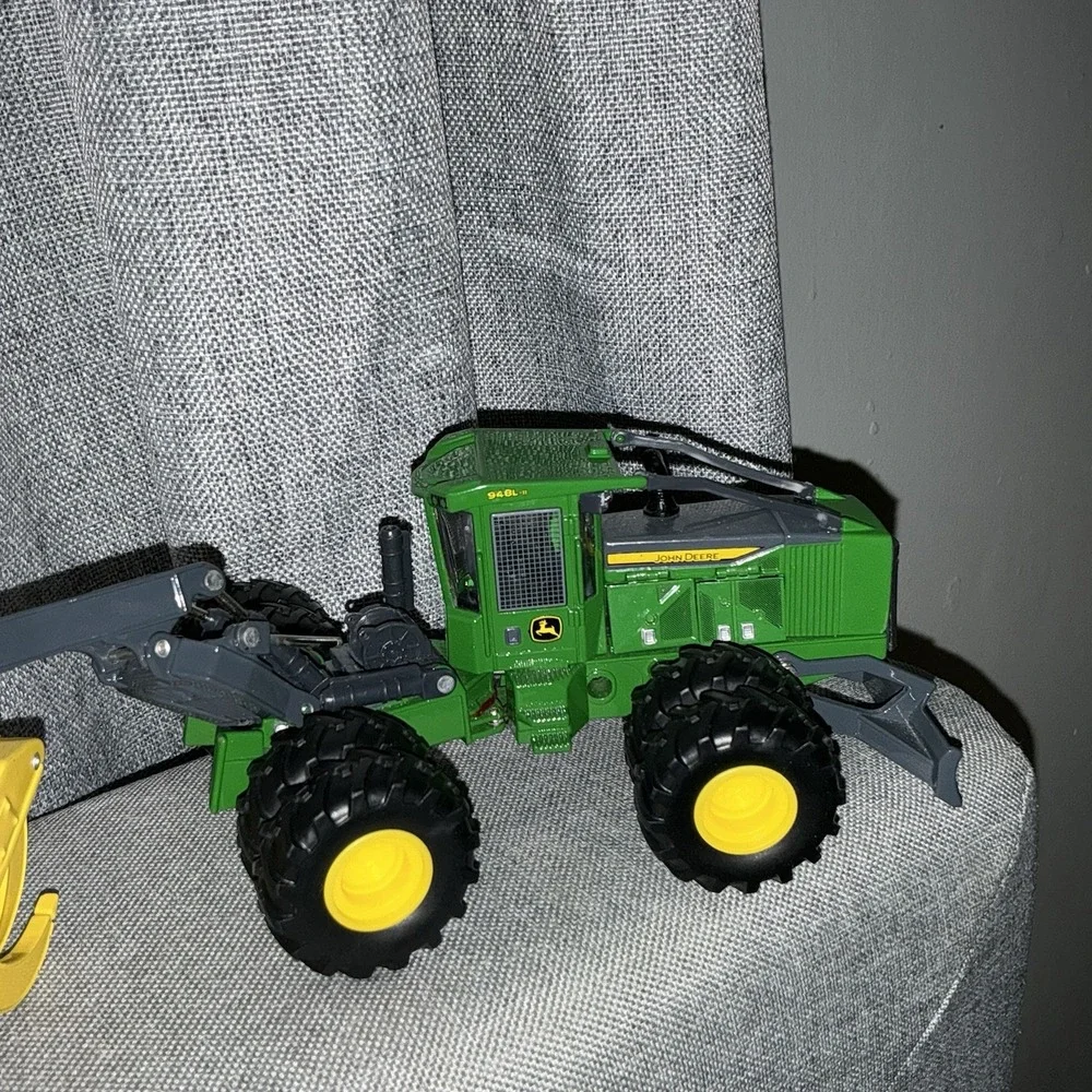 ERTL 45756 john